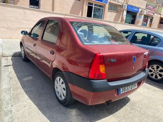 Dacia Logan 1.4 MPI 75 CV gasolina · 68.000 km