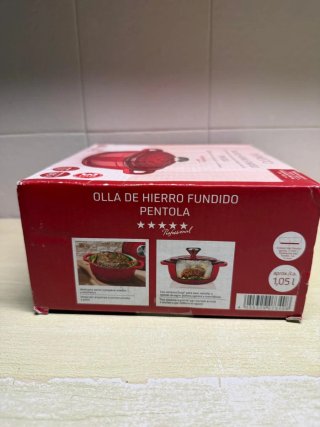 Olla de Hierro Fundido Ernesto Roja