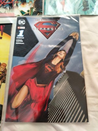 Lote 8 comics superman excelente estado