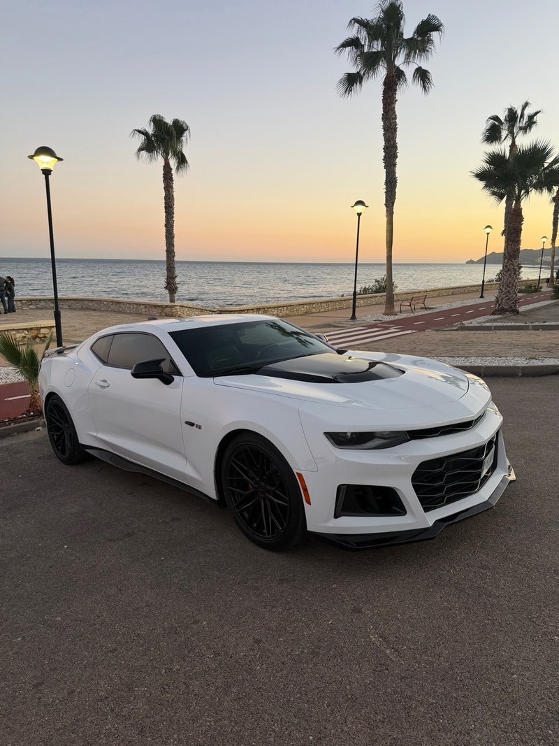 Chevrolet Camaro 2018 3.6L 340cv - foto 1