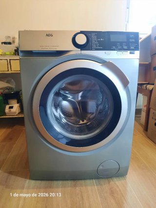 Lavadora AEG Serie 7000 ProSteam 8 kg