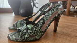 Sandalias BA&SH verdes piel serpiente con poco uso