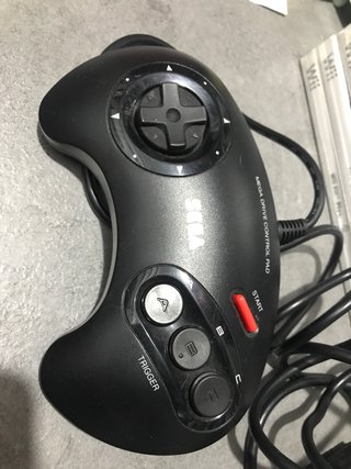 Console Sega Mega Drive II + Controller