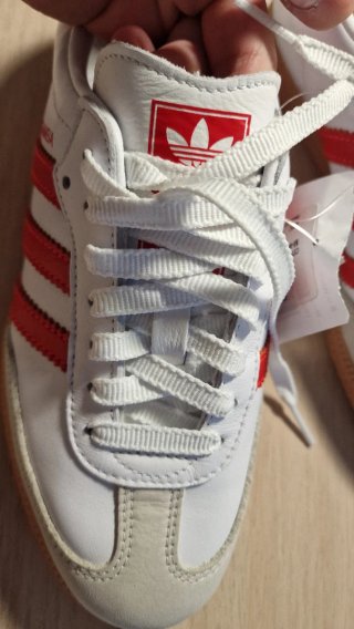 Adidas Samba Blancas y Rojas