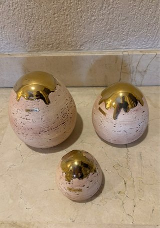 3 Esculturas Huevo Cerámica Dorado