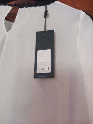 Camisa Arggido Blanca con Bordado Negro