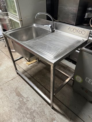 Fregadero acero inoxidable 100x60x85 en buen estad