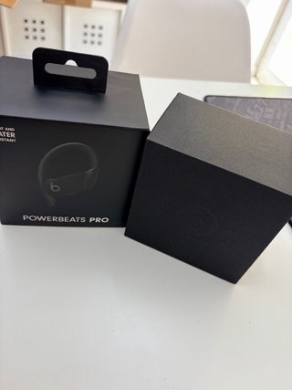 Powerbeats Pro Negros