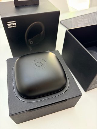 Powerbeats Pro Negros