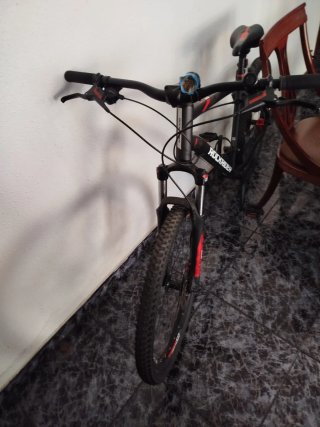 Bicicleta Rockrider ST 540 XL Negra