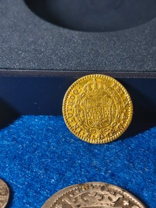 Gran Lote numismático, plata y oro