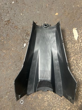 Tapa Batería Yamaha Aerox 50 2013