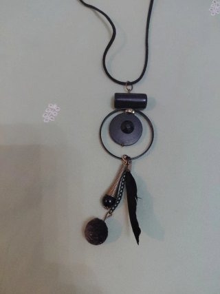 Colgante mujer negro y plateado