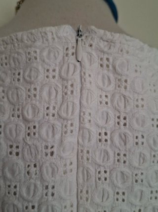 Vestido blanco tela bordada talla XL