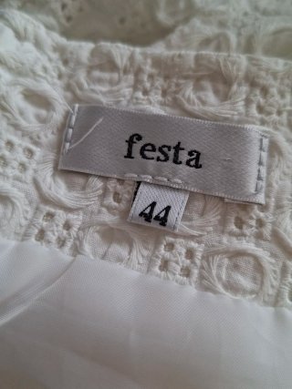 Vestido blanco tela bordada talla XL