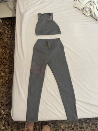 Conjunto deportivo PINK gris