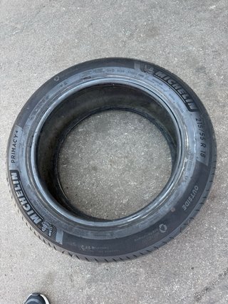 Neumático Michelin 215/55 R 18