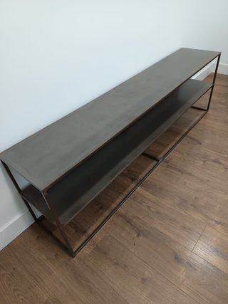 Mueble TV diseño metal y madera