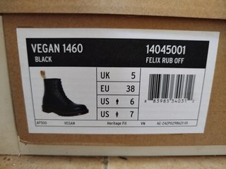 Botas Dr. Martens Mujer Negras veganas