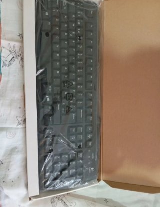 Teclado Logitech negro Nuevo