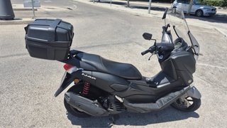 Yamaha Nmax 125 Scooter Negra/Gris
