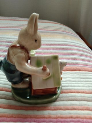 Figura porcelana conejo y perro