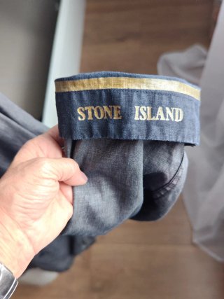 Gabardina Stone Island Gris Verano