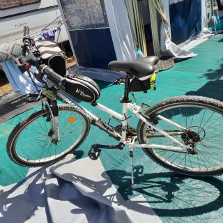 Bicicleta Decathlon B'Twin Blanca