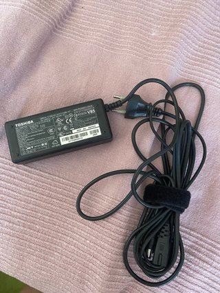 Cargador Toshiba PAS282U-2ACA V85