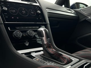 Volkswagen Golf VII 2.0 TSI 245 CV GTI Performance