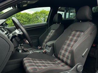 Volkswagen Golf VII 2.0 TSI 245 CV GTI Performance