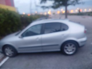 SEAT Leon 2000