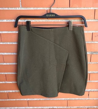MINIFALDA DE BERSHKA “NUEVA” FALDA