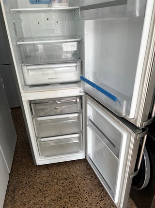 Nevera LG plateada