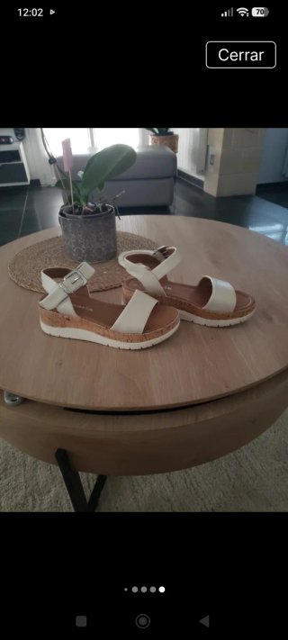 Sandalias blancas cuña