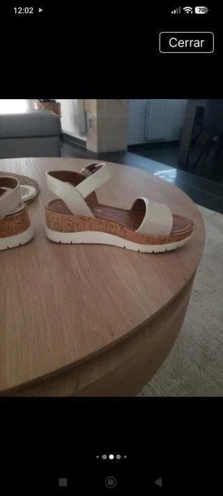 Sandalias blancas cuña