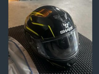 Casco Integral Shark Negro/Amarillo