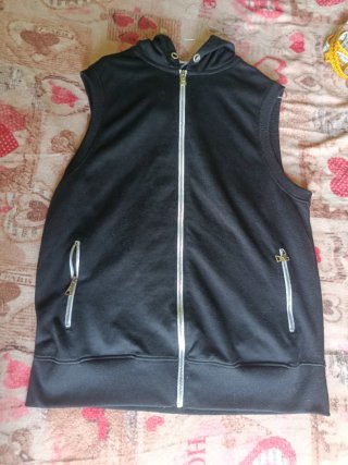 Gilet uomo nero smanicato
