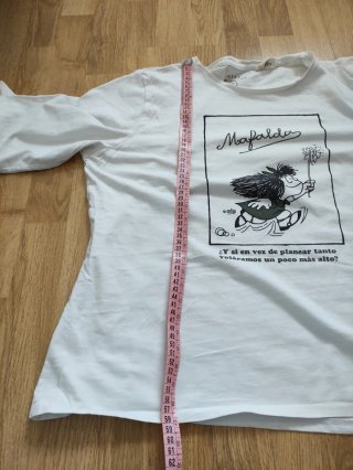 Camiseta Mafalda Cortefiel Talla L (46 española)