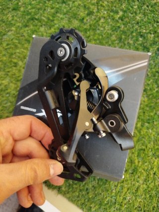 Cambio Shimano Deore XT RD-M8000-SGS 11v