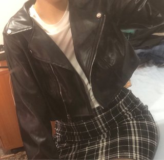 Chaqueta de cuero negra