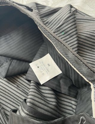 Pantalón de chaqué gris