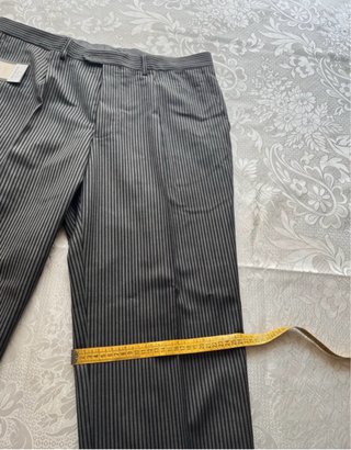 Pantalón de chaqué gris
