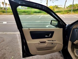 Cadillac SRX 4.6 V8 Northstar Techo Panorámico