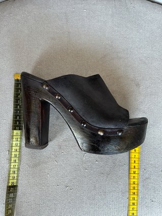 Zuecos plataforma negros talla 39