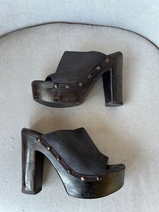 Zuecos plataforma negros talla 39