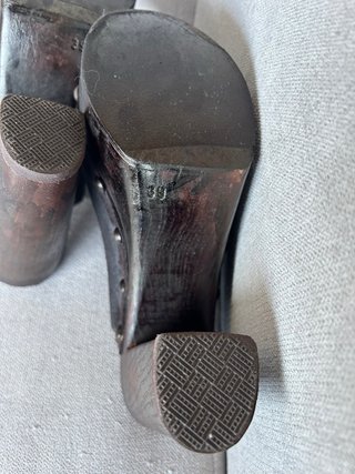 Zuecos plataforma negros talla 39