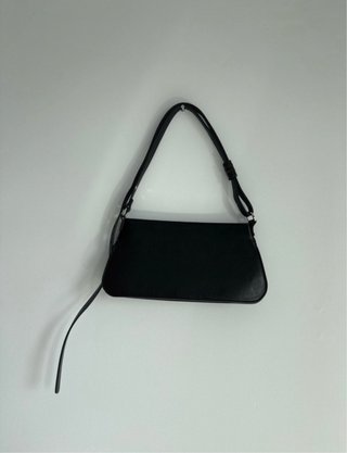 Bolso de mano negro Zara