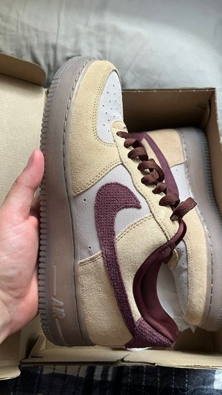 Nike Air Force 1 Beige y Marrón