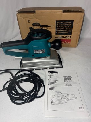 Lijadora Makita BO4901